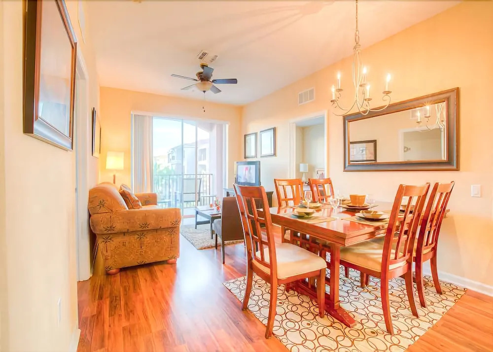 Beautiful PET FRIENDLY Condo Near Pool