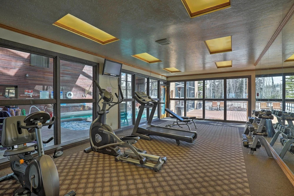 Comfy Brian Head Vacation Rental w/ Pool Access