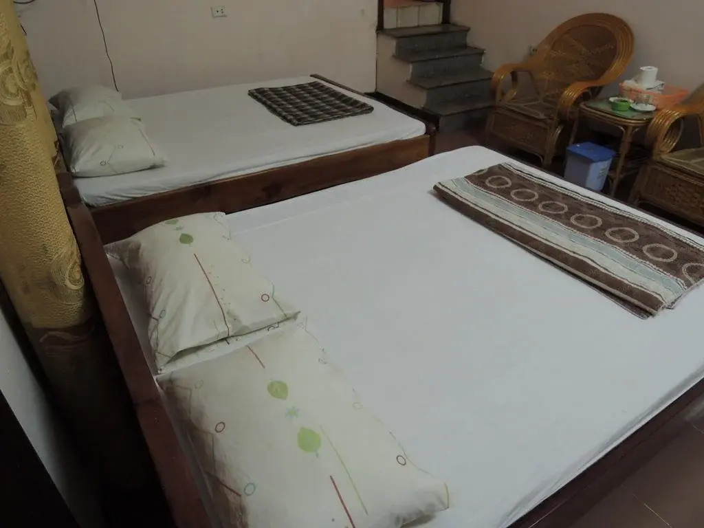 Huong Sen Hotel 1
