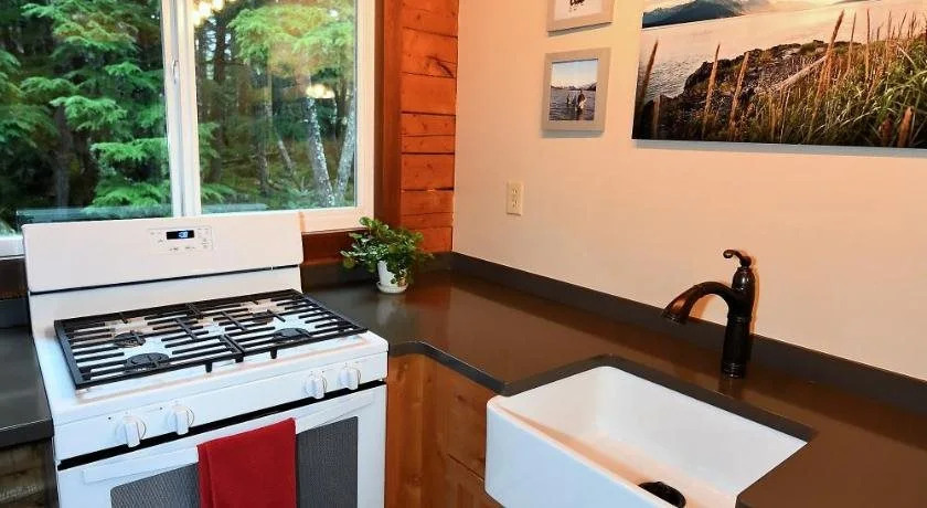 Alyeska Hideaway