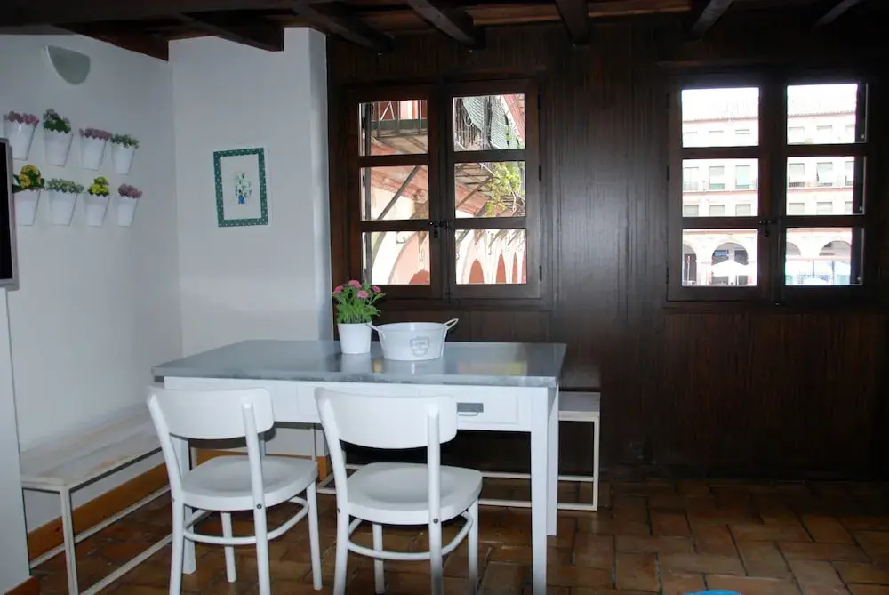 Aljara Corredera Apartment by JITKey