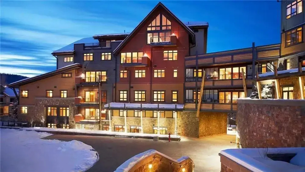 Summit Peak Penthouse 803 4 BedroomCondo By Moving Mountains