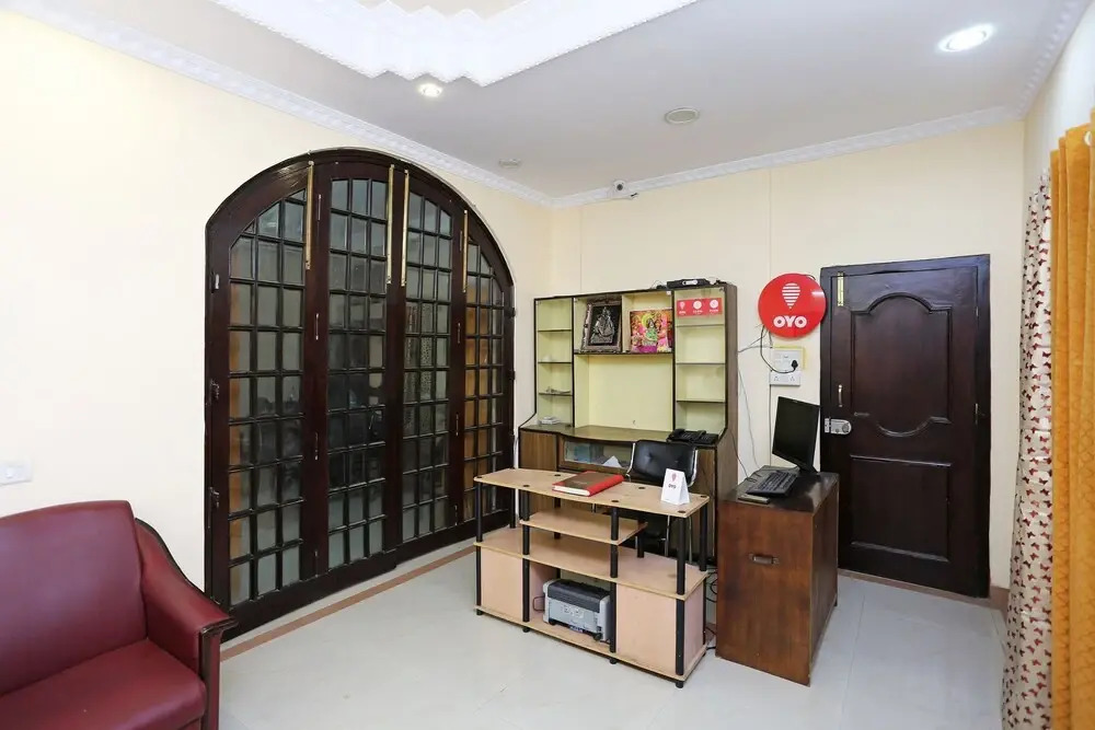 OYO 10077 Indrapuri