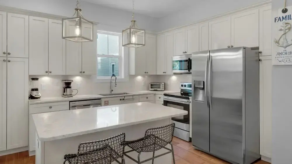 Modern Beach Home in Seagrove - Across From Eastern Lake