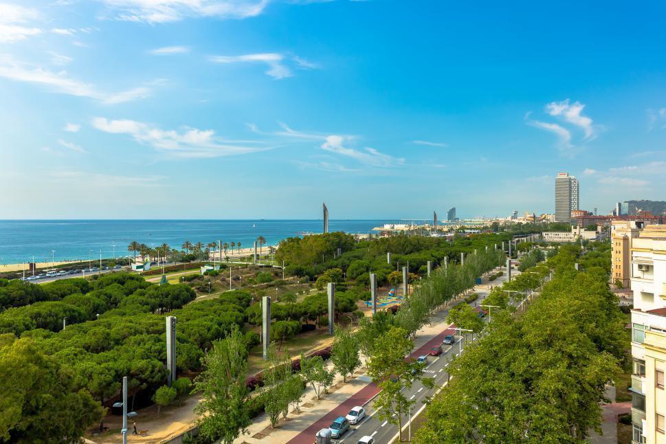 Rambla - 1 BR Suite & Pool 2nd Floor - HOA 42153