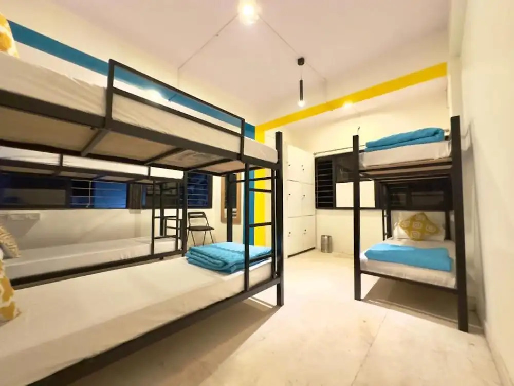 Locomo Hostel Express - Stay Work Eat