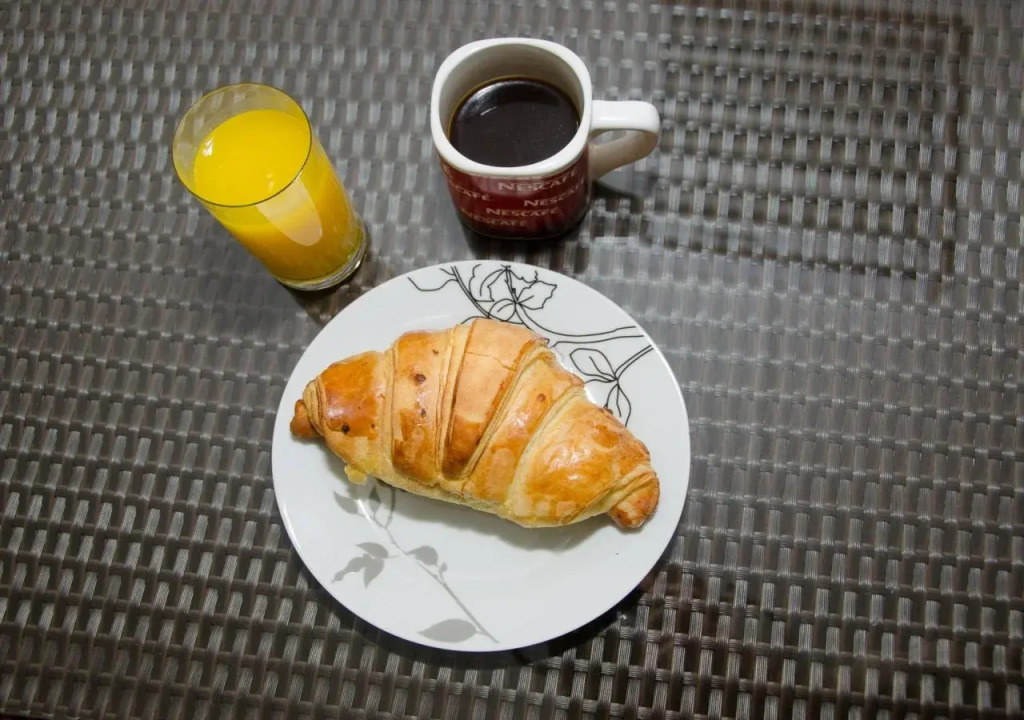 Ivani Hostel and B&B