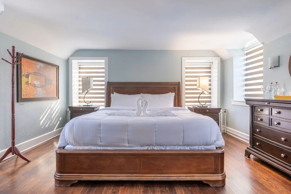 Chimney Hill Estate Inn