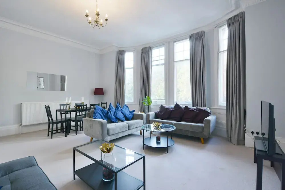 Knightsbridge Rooms