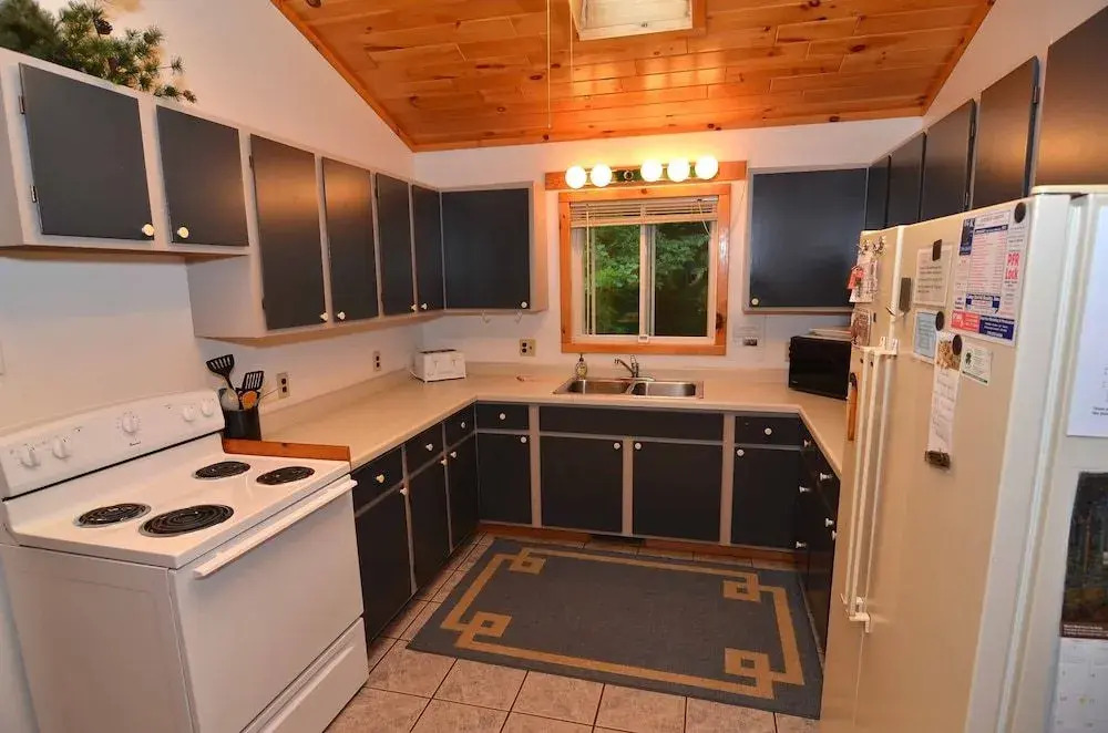 Pineview Condo