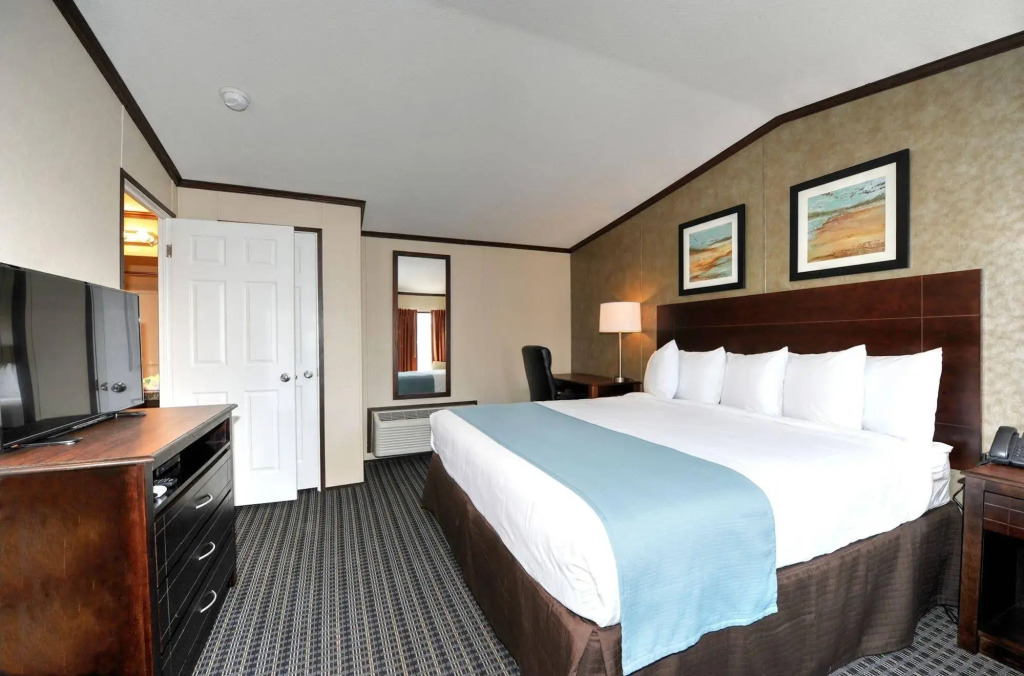 Instalodge Hotel and Suites Karnes City