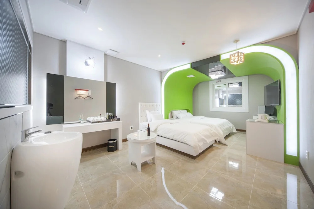 Samho Hotel