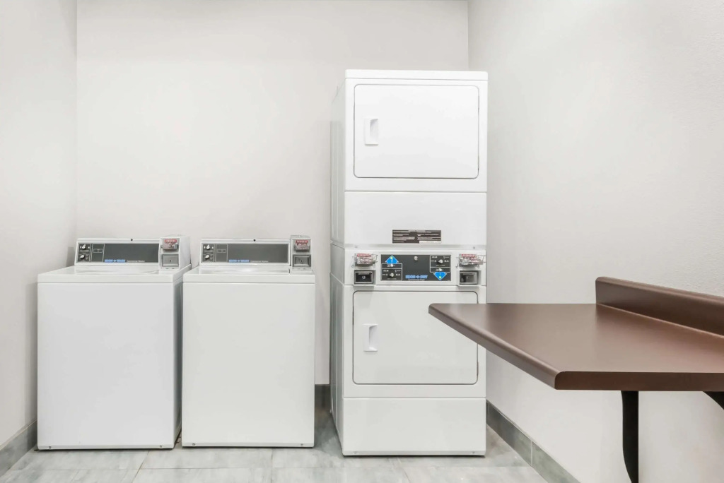 Hawthorn Extended Stay by Wyndham Midland