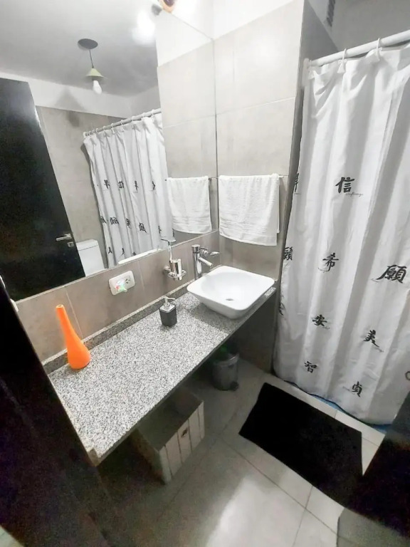 TRIPLEX Pet Friendly con COCHERA y TERRAZA con asador