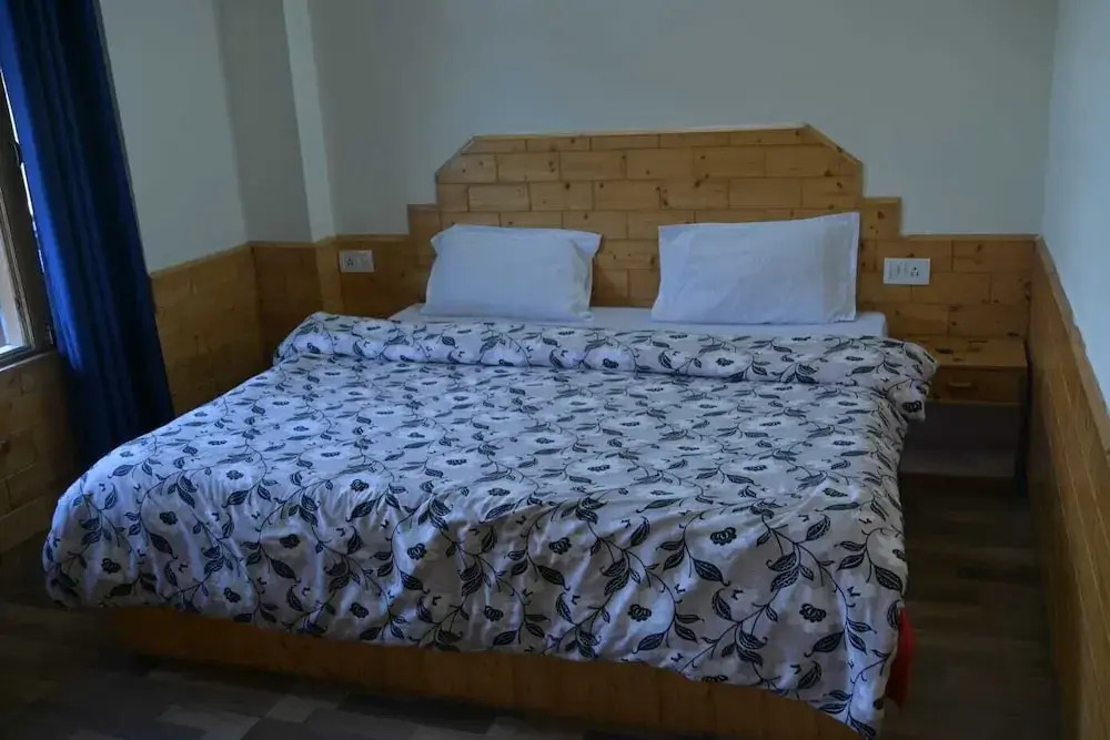 Taj Guest House
