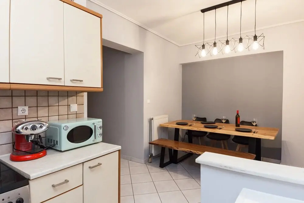 Home Away from Home 2 Bd Apt in Zografou
