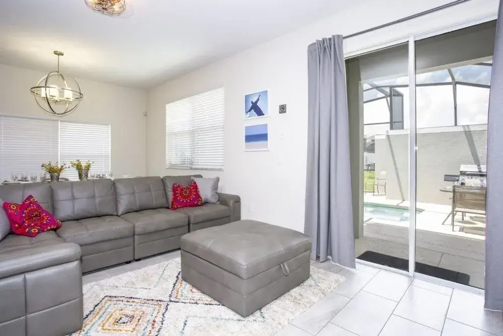 4830rc - Storey Lake 5 Bedroom Townhouse