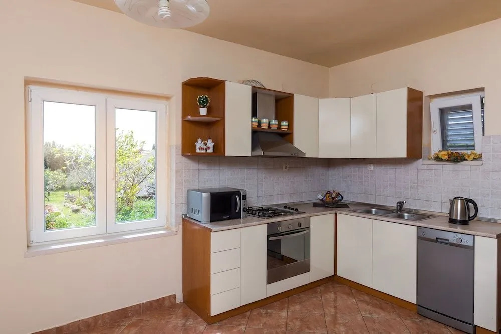 Apartment Ani
