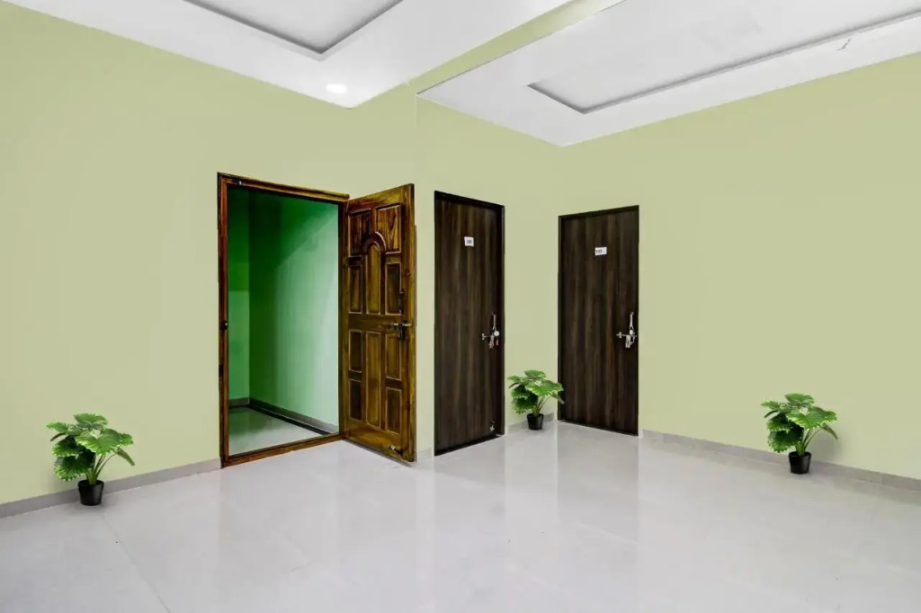 Spot On 700247 Utkarsh Inn