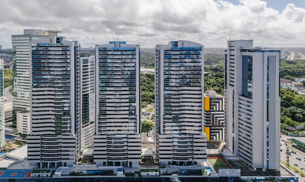 Accommodations With a Prime Location and Building With Pool and gym in Salvador - CSP
