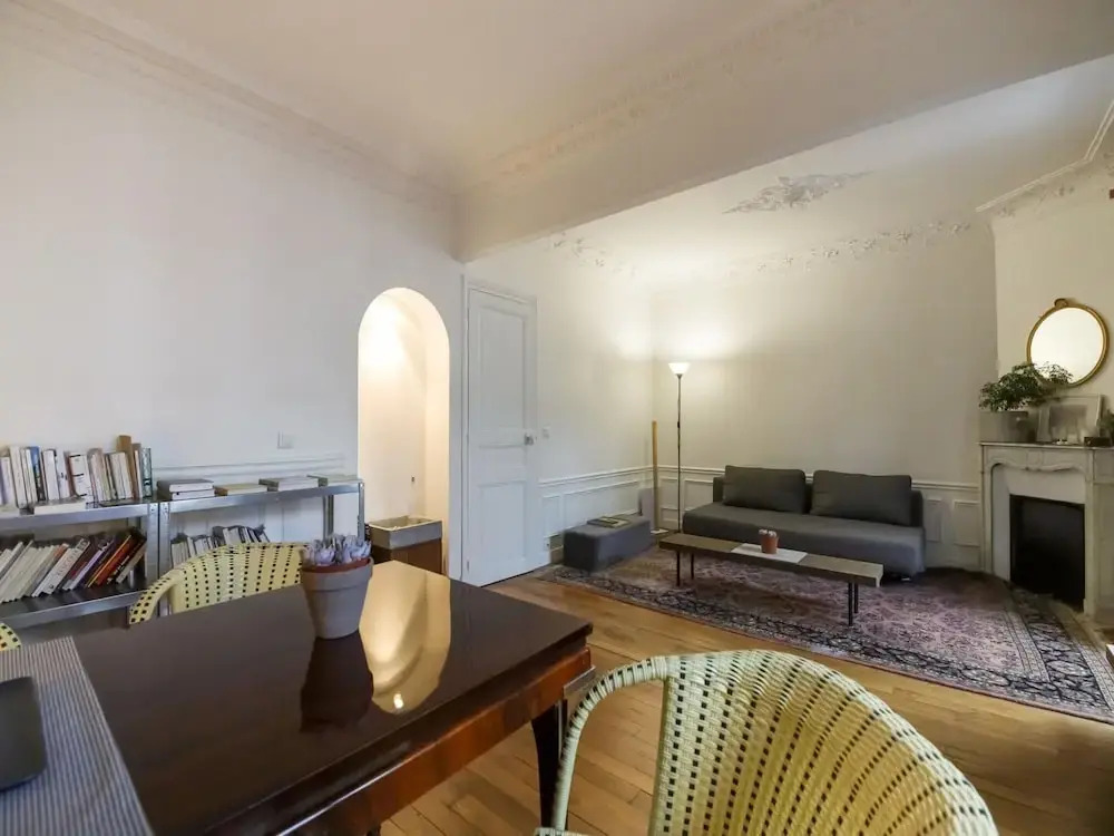 Magnificent Apartment Near the Center of Paris