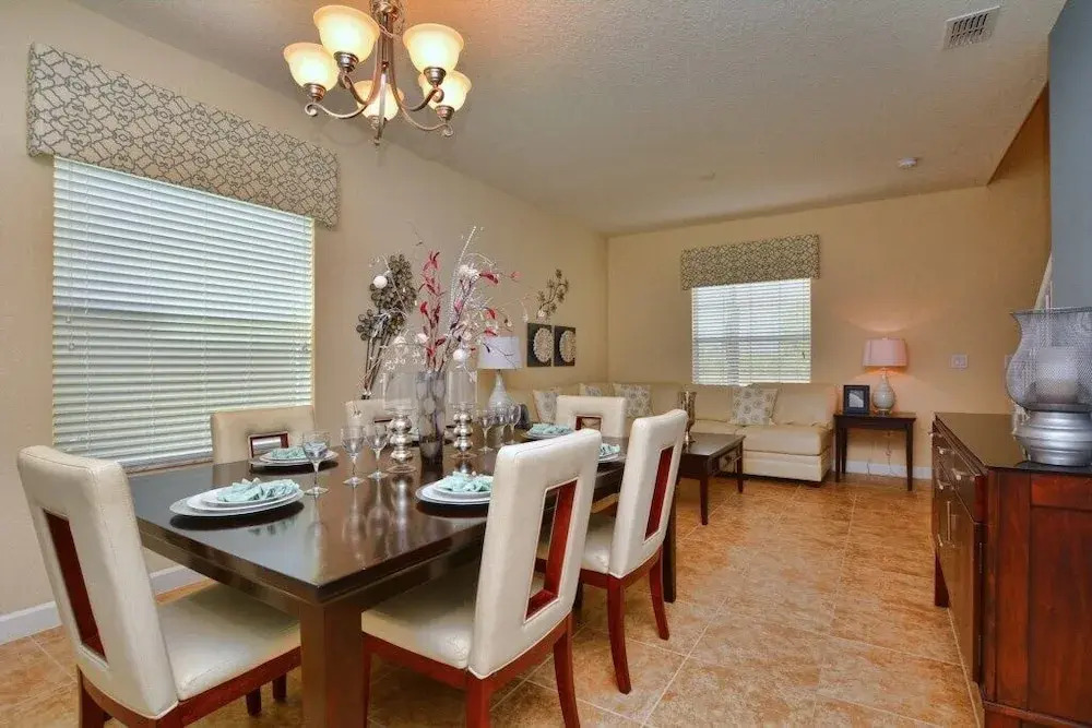 4706ts-5 Bedroom Pool - The Shire Home