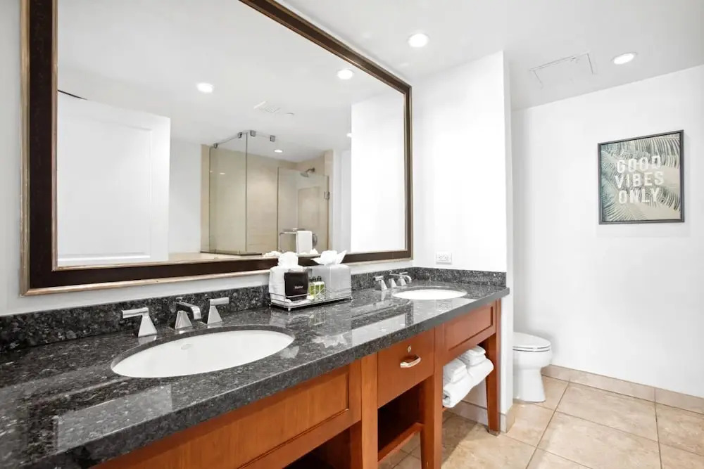 Honua Kai 2 Free Rental Cars KBM Resorts Extra-large Corner Suite 2 Units, 4 Bedrooms HK Ml-2792