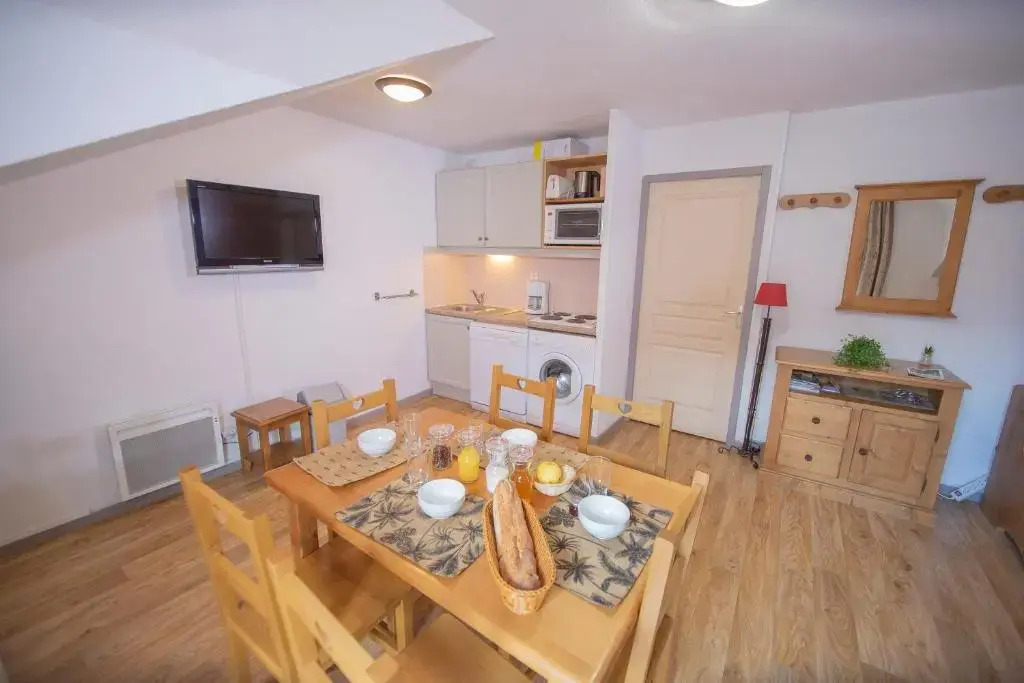 Agence des Orres - Les Monts du Bois d'Or 1800- STUDIO 4P avec PARKING - MBC505