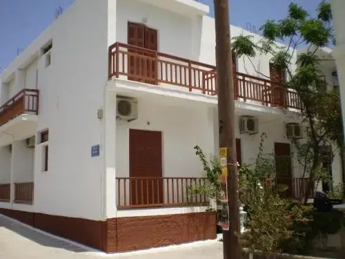 Hotel Maroulis