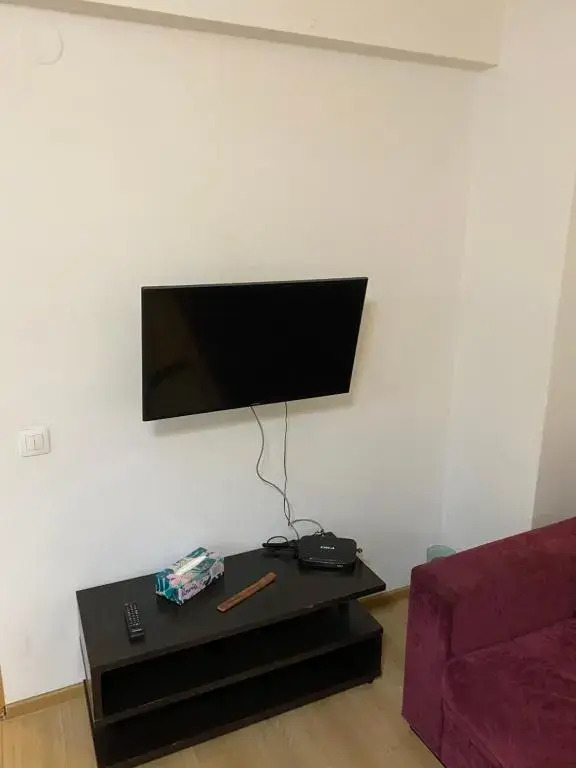 Cosmin Sondelor Apartament 1