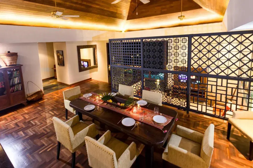 Nam Bo villa by Lofty