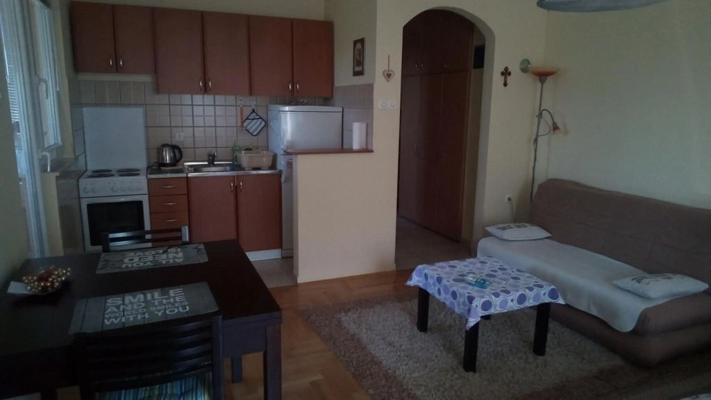 Apartment 3M