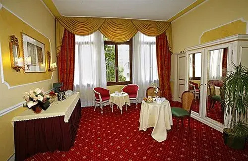 Ca Lucatello Townhouse