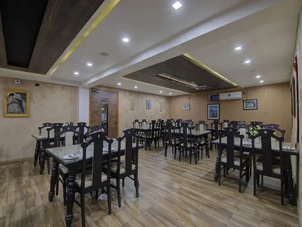Hotel Venkatesh Regency