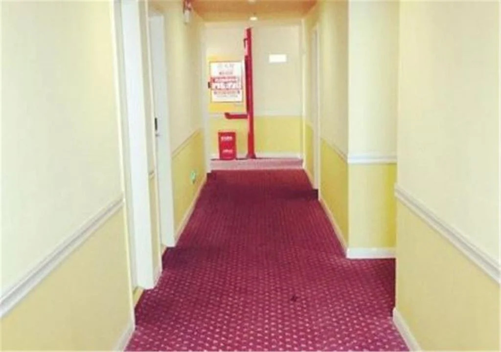 Home Inn Chongqing Wanzhou Gaosuntang Shixian Road Branch