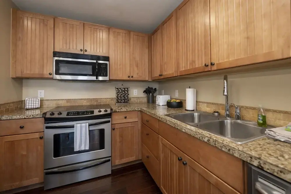 Base Camp 306 3 Bedroom Condo by RedAwning