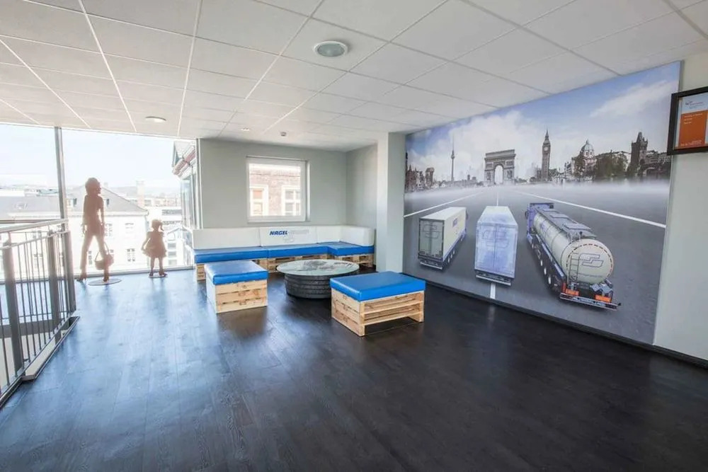 Food Hotel
