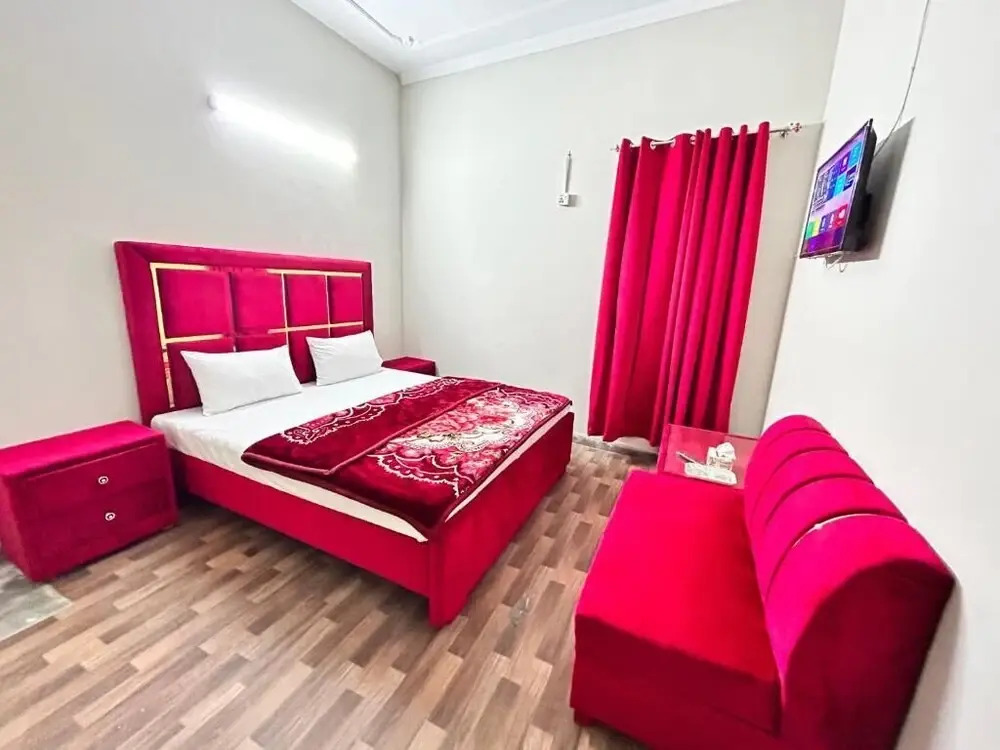 Eden Plus Executive Hotel Lahore