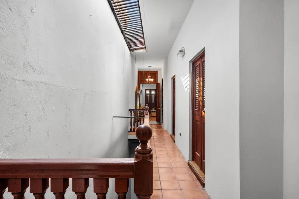 Otium Rentals Penthouse w 2 Terraces