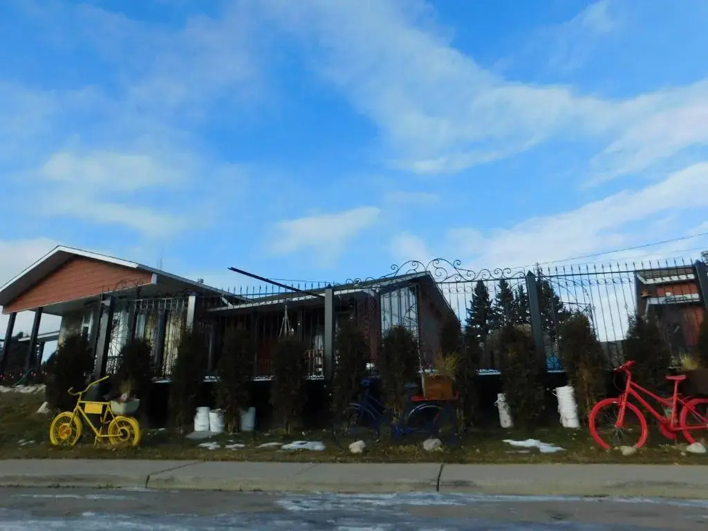 The Calgary Hub hostel style Home