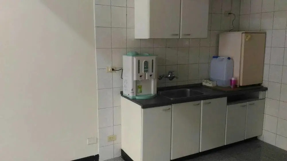 Chao Zhou Train Station Hostel