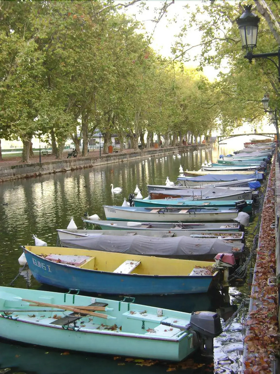 Le Splendid Hotel Lac DAnnecy - Handwritten Collection