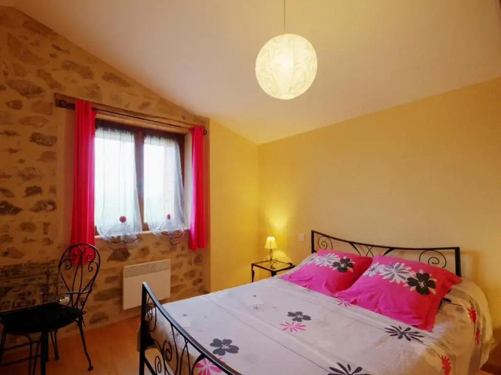 Gîte calme avec vue, animaux bienvenus, draps et ménage inclus ! - FR-1-496-17