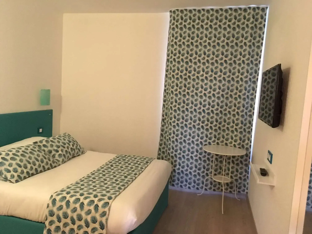 Brit Hotel Salon de Provence