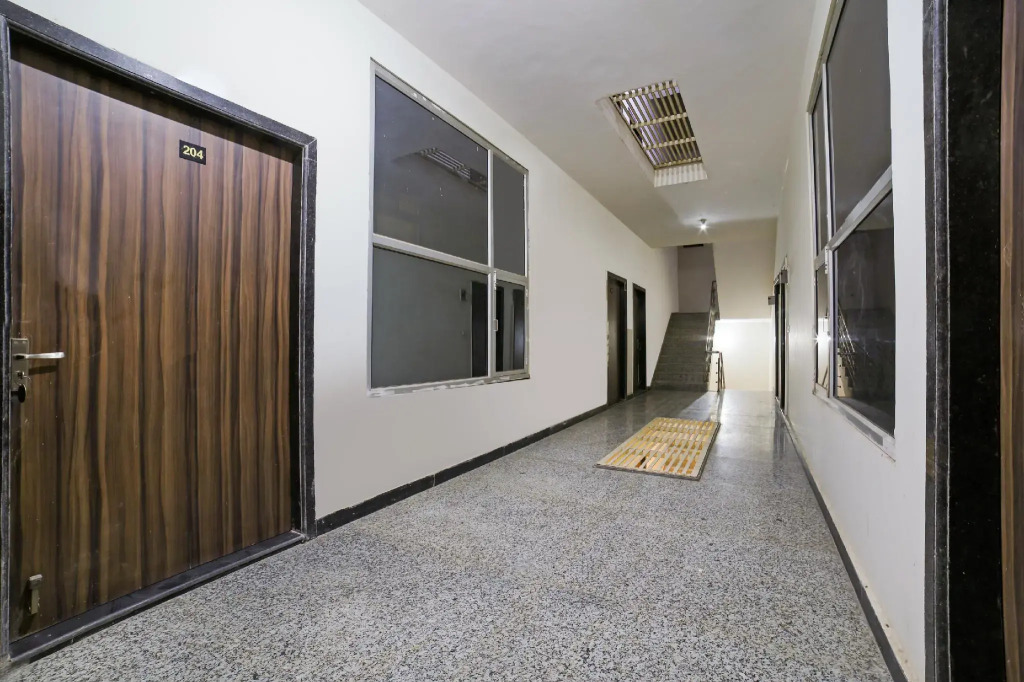 OYO 12847 Hotel Kanha Palace