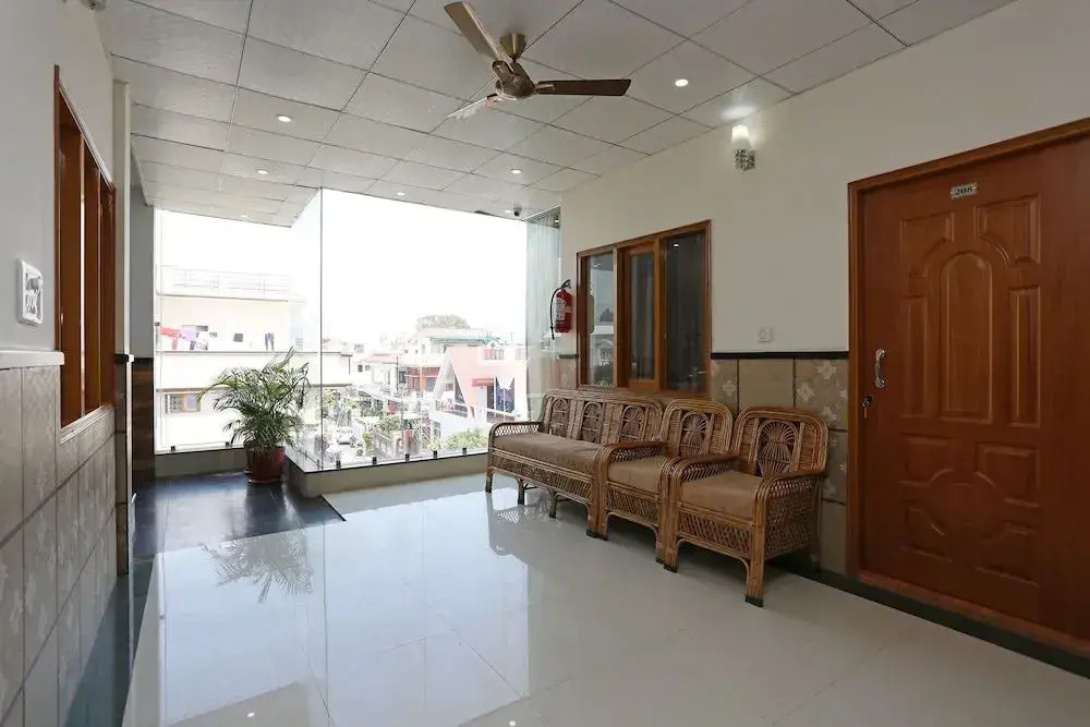 OYO 9162 Shobha Palace Guest House