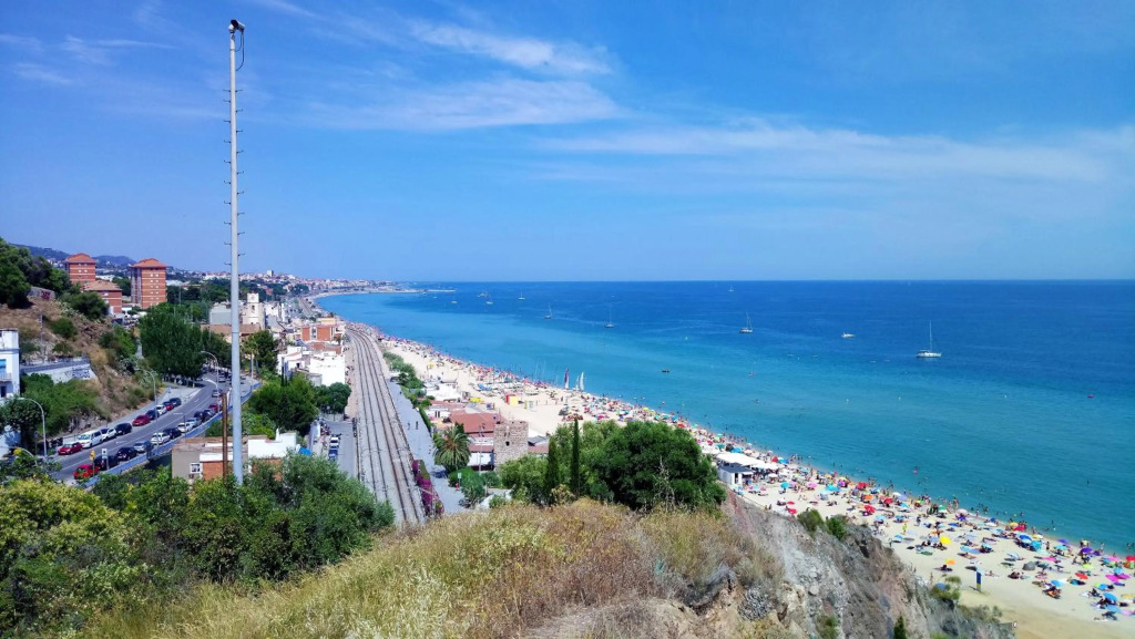Bianca Seaview & Beach Apartment