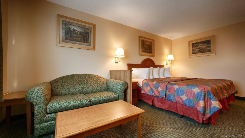 Holiday Inn Express - Toledo West - Napoleon by IHG