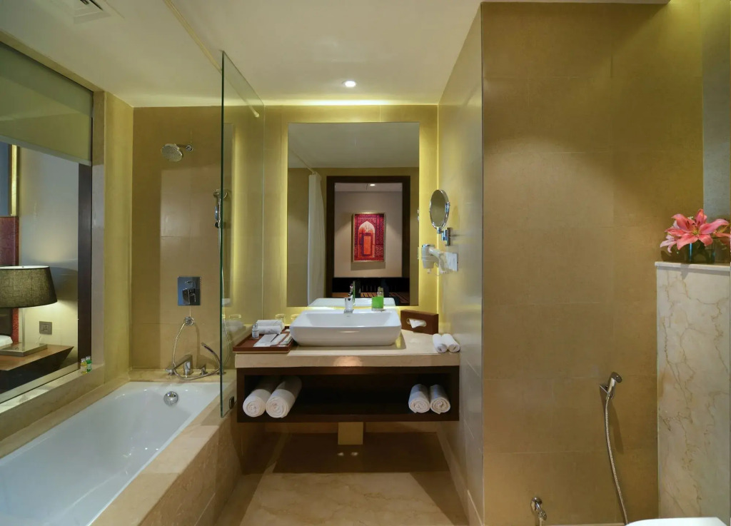 Lemon Tree Premier 2, Sector 29 Gurugram