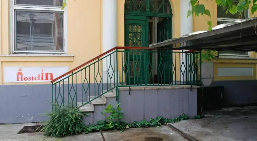 Hostel IN